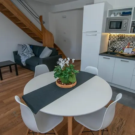 La Gondola * Lezzeno